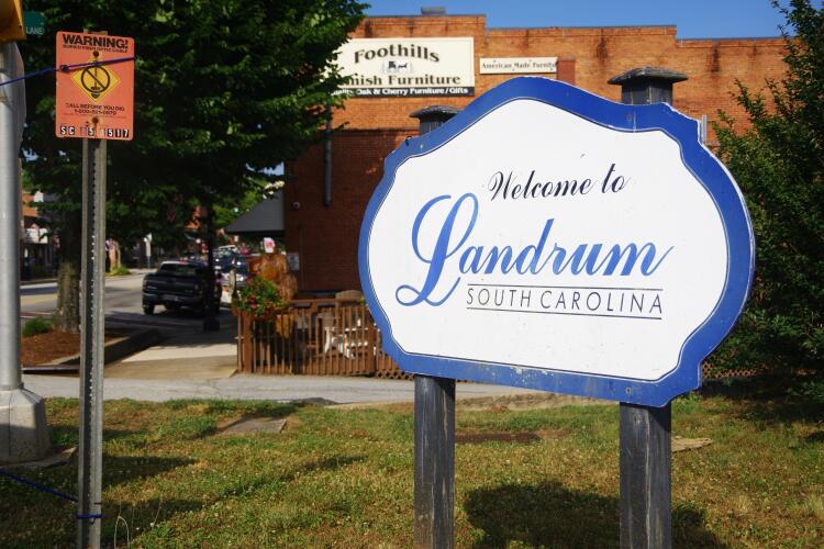Why Live in Landrum, South Carolina?