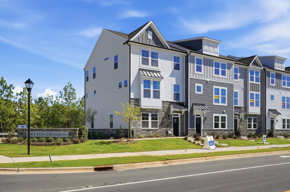 8071 Beaumont F | Model Home at Bryton Crossing Townhomes | Rear Load Slab | 020