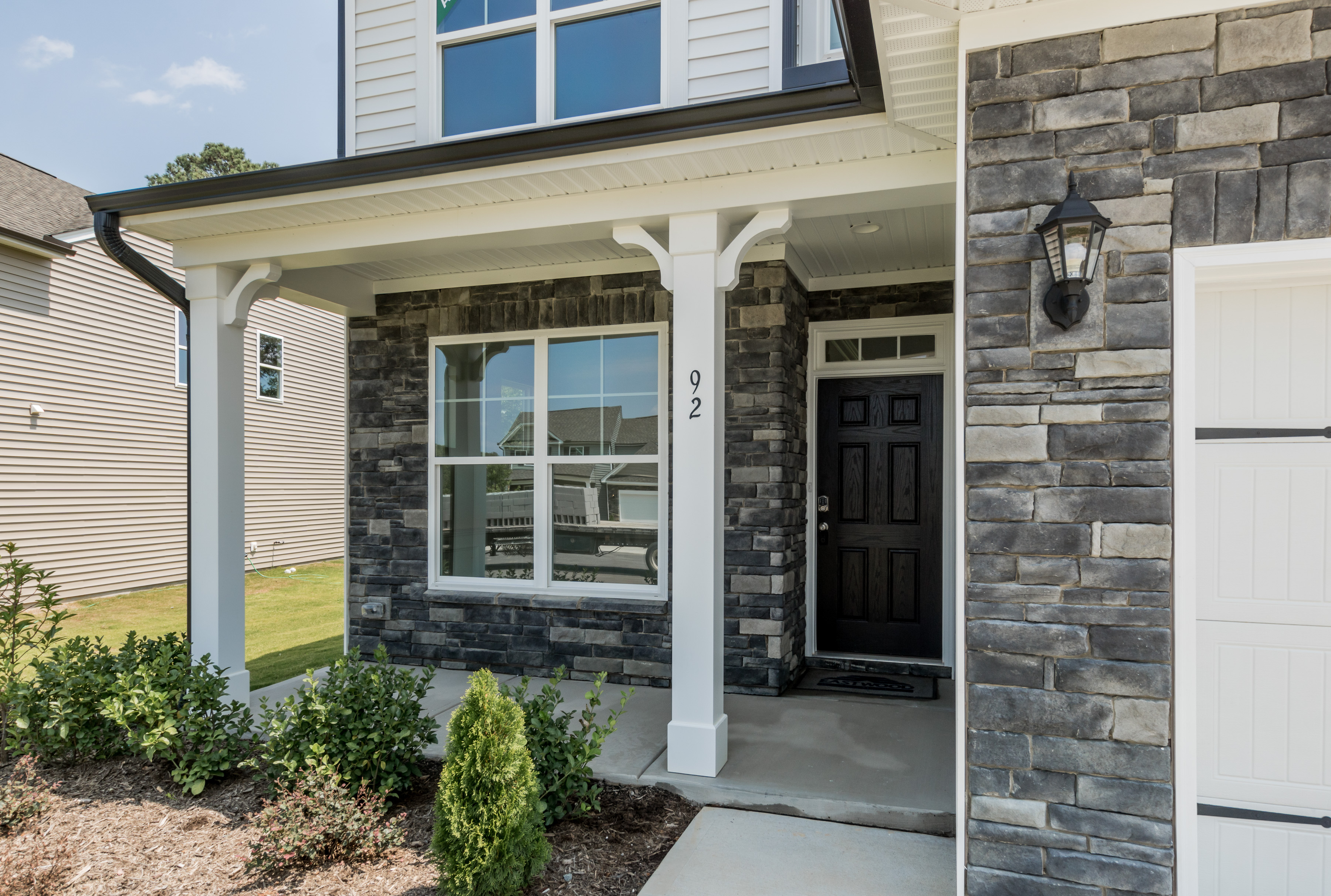 002_Covered Front Porch_15.jpg