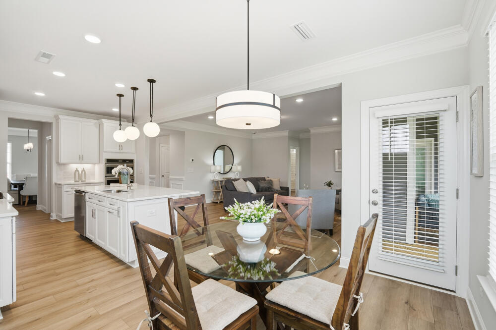 Modern Dining Environment