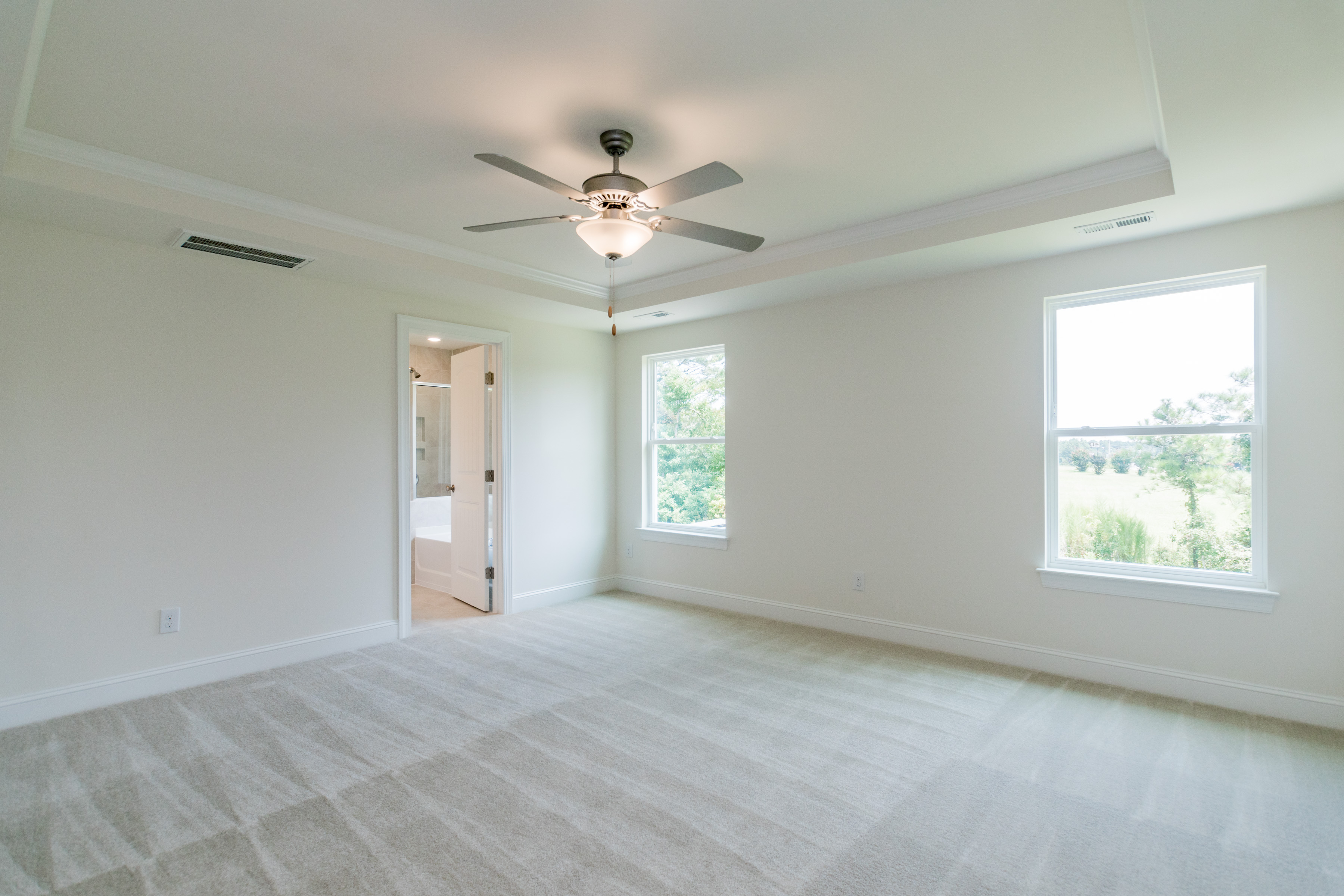 015_Master Bedroom_4.jpg