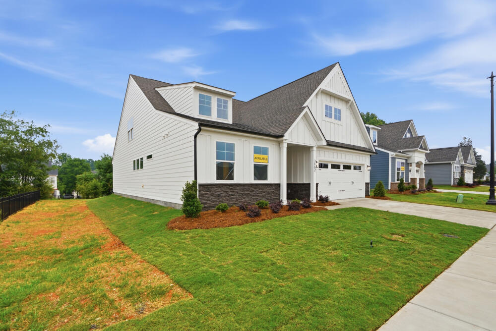 The Avery Model at Founder's Landing
