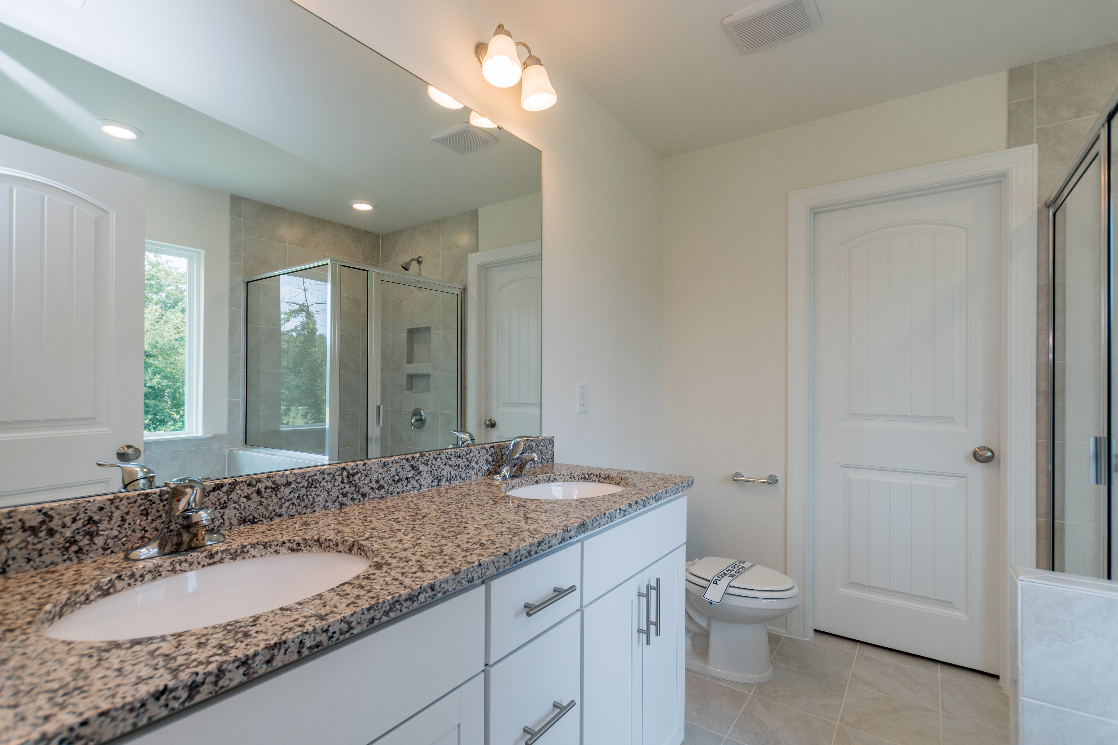 017_Master Bathroom_2.jpg