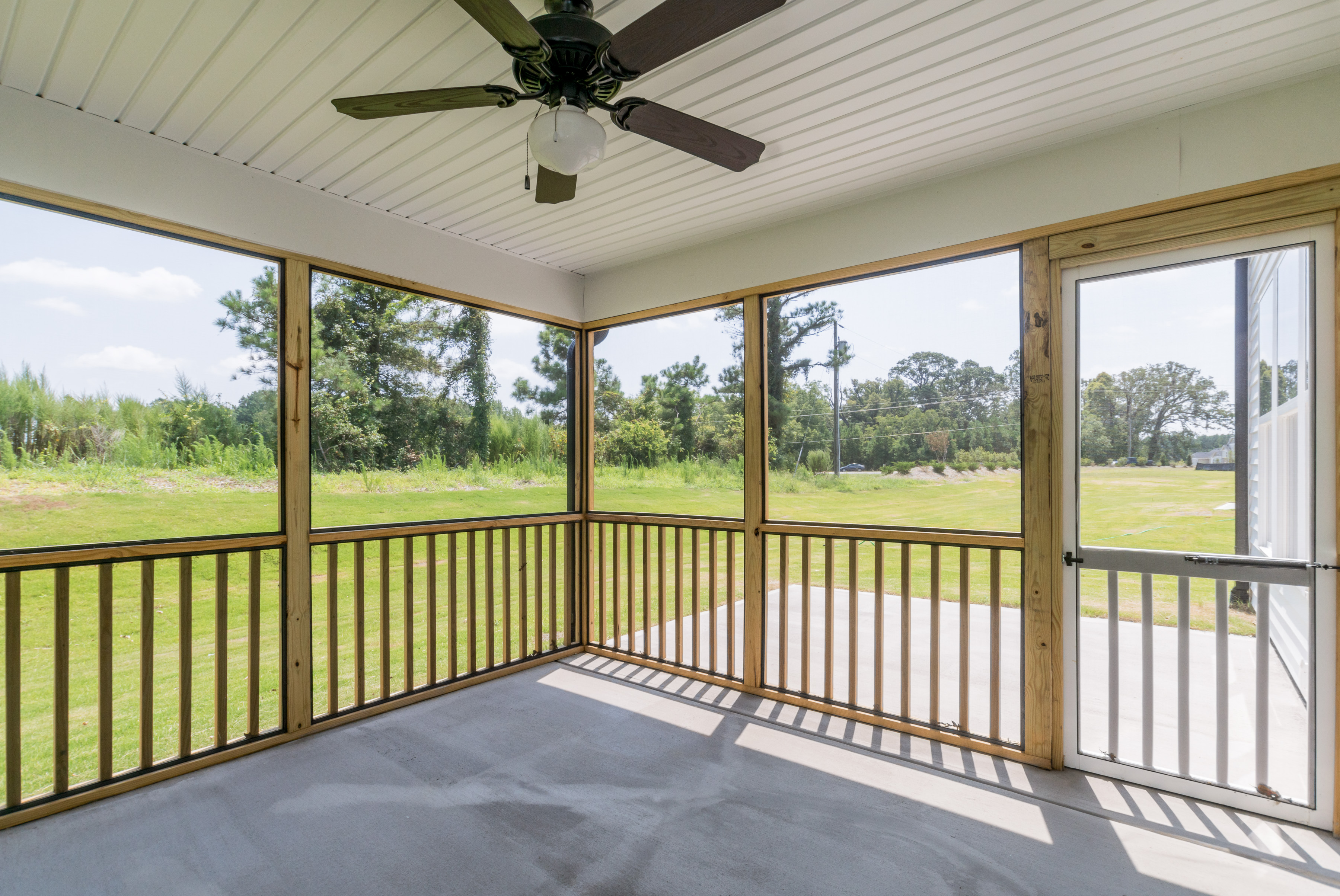 022_Screened Porch.jpg