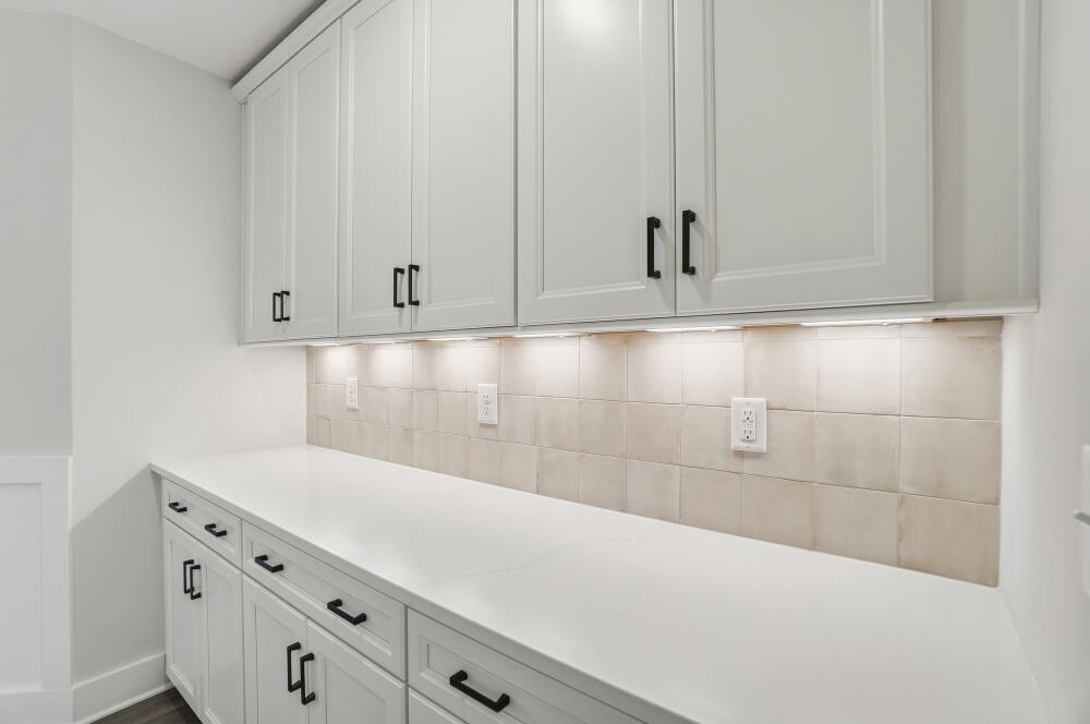 Butler's pantry