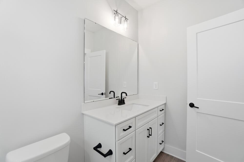 Bathroom vanity