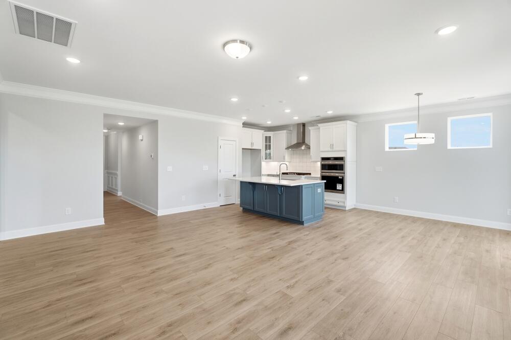Open-Flow Interior Space