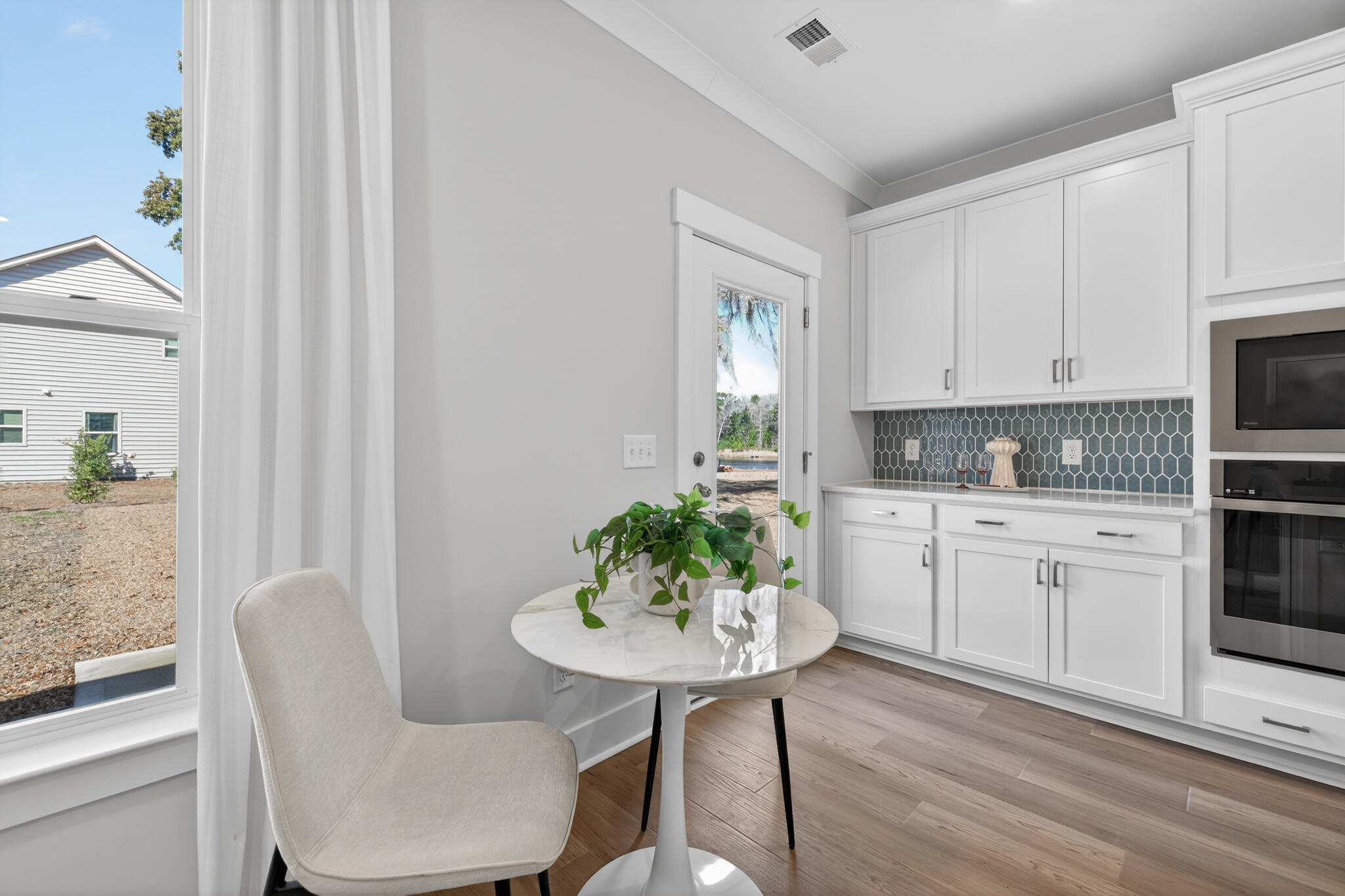 Functional Butler's Pantry