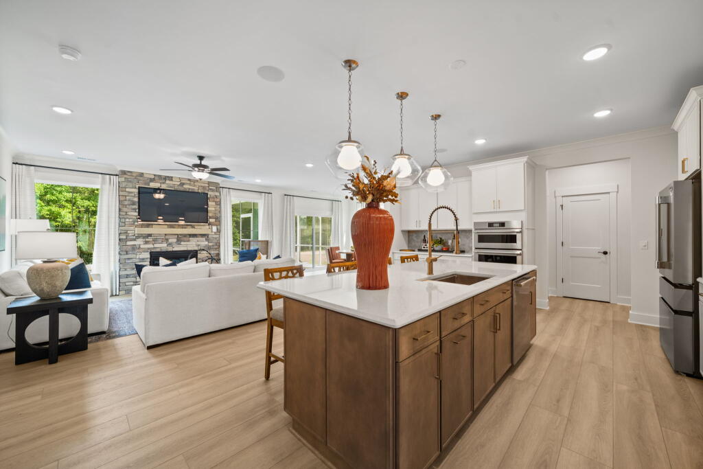 Modern Gourmet Kitchen