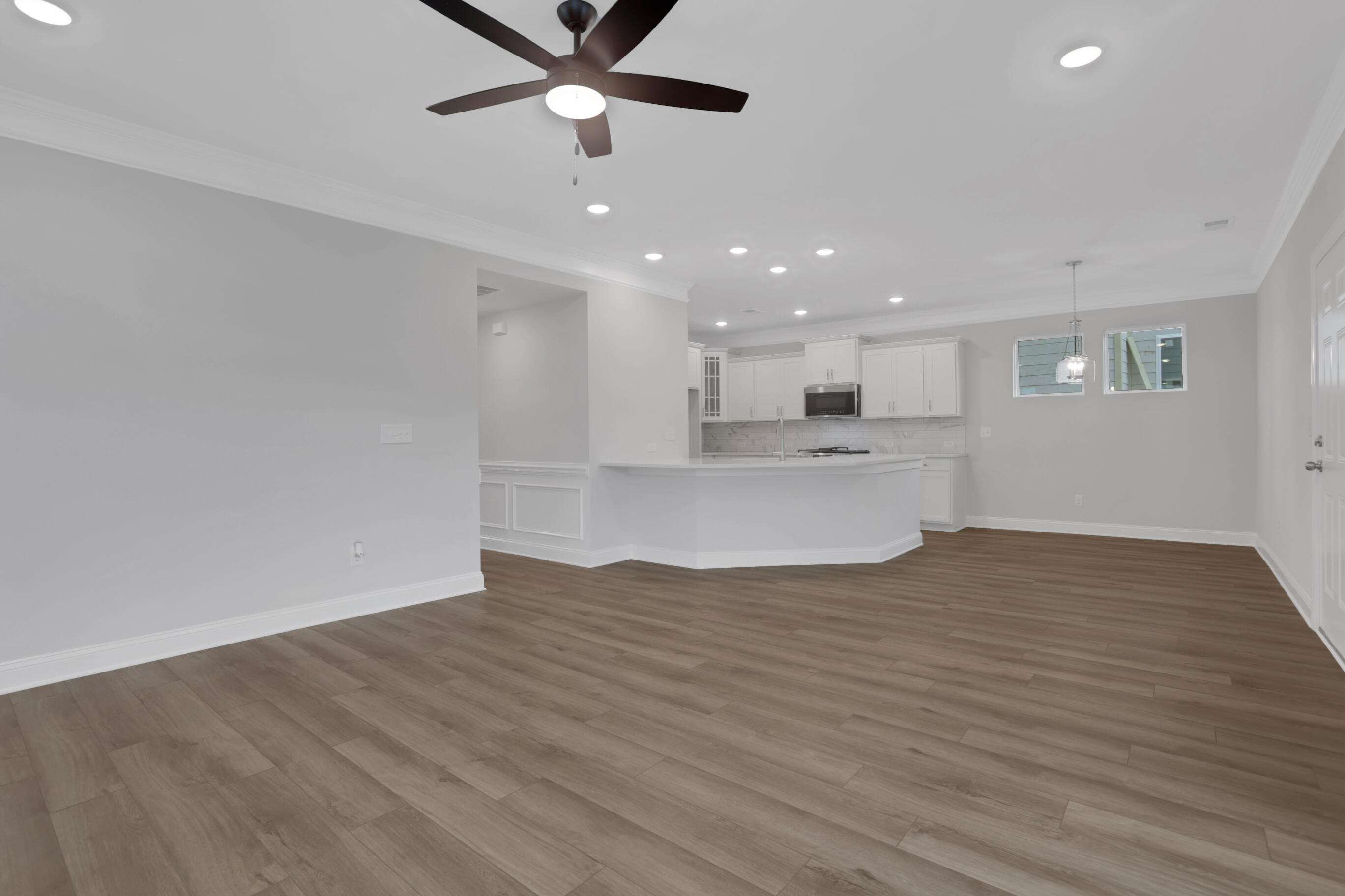 Open-Flow Interior Space