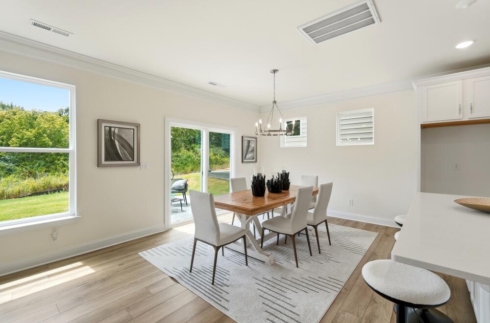 Modern Dining Environment