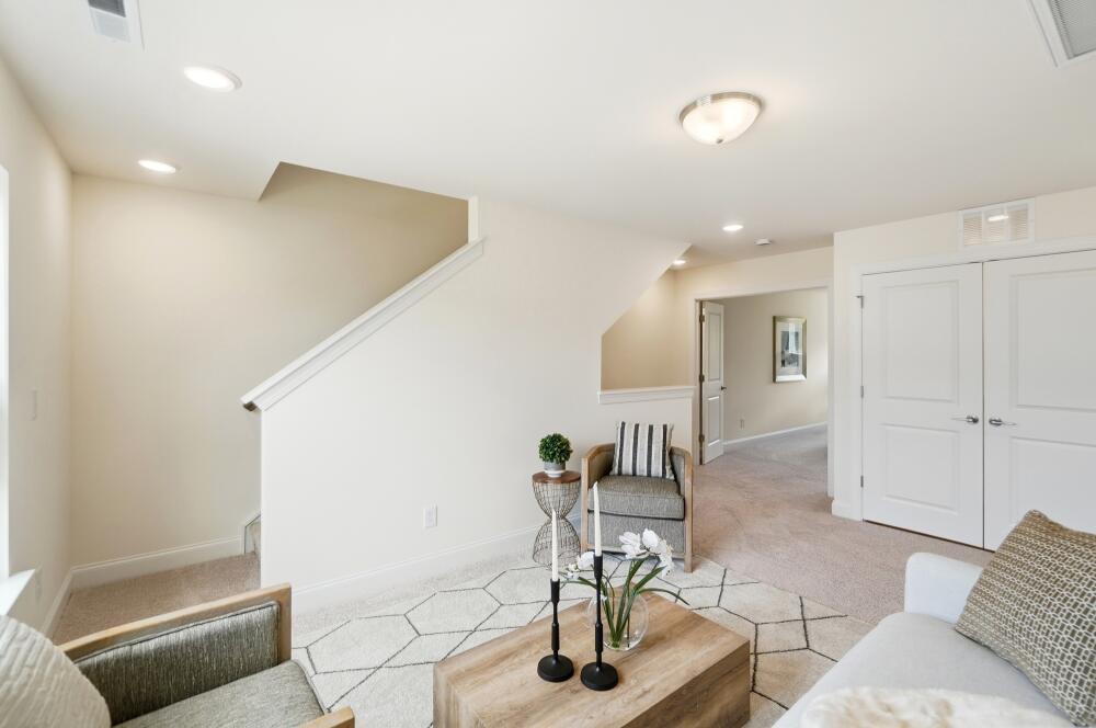 Expansive Loft Zone