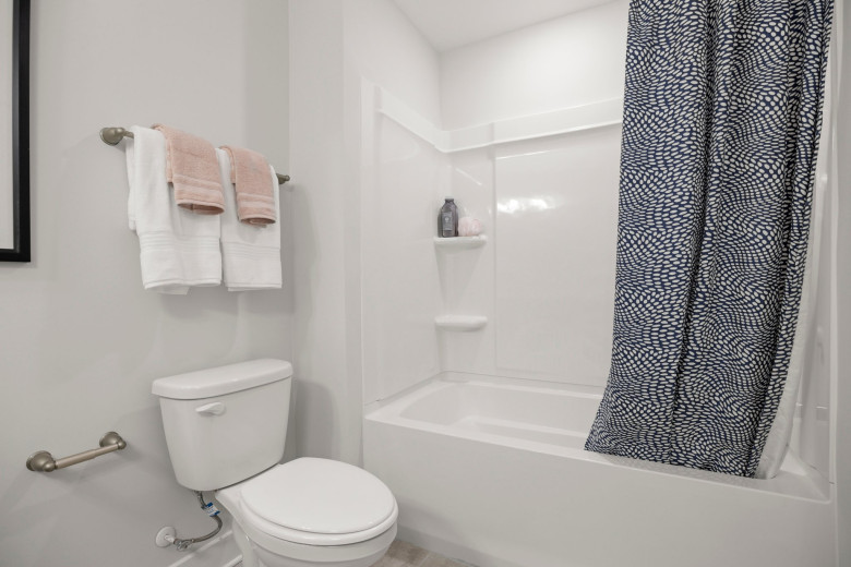 Southampton 8019 Model Home at Harbor Crossing Townhomes Eastwood