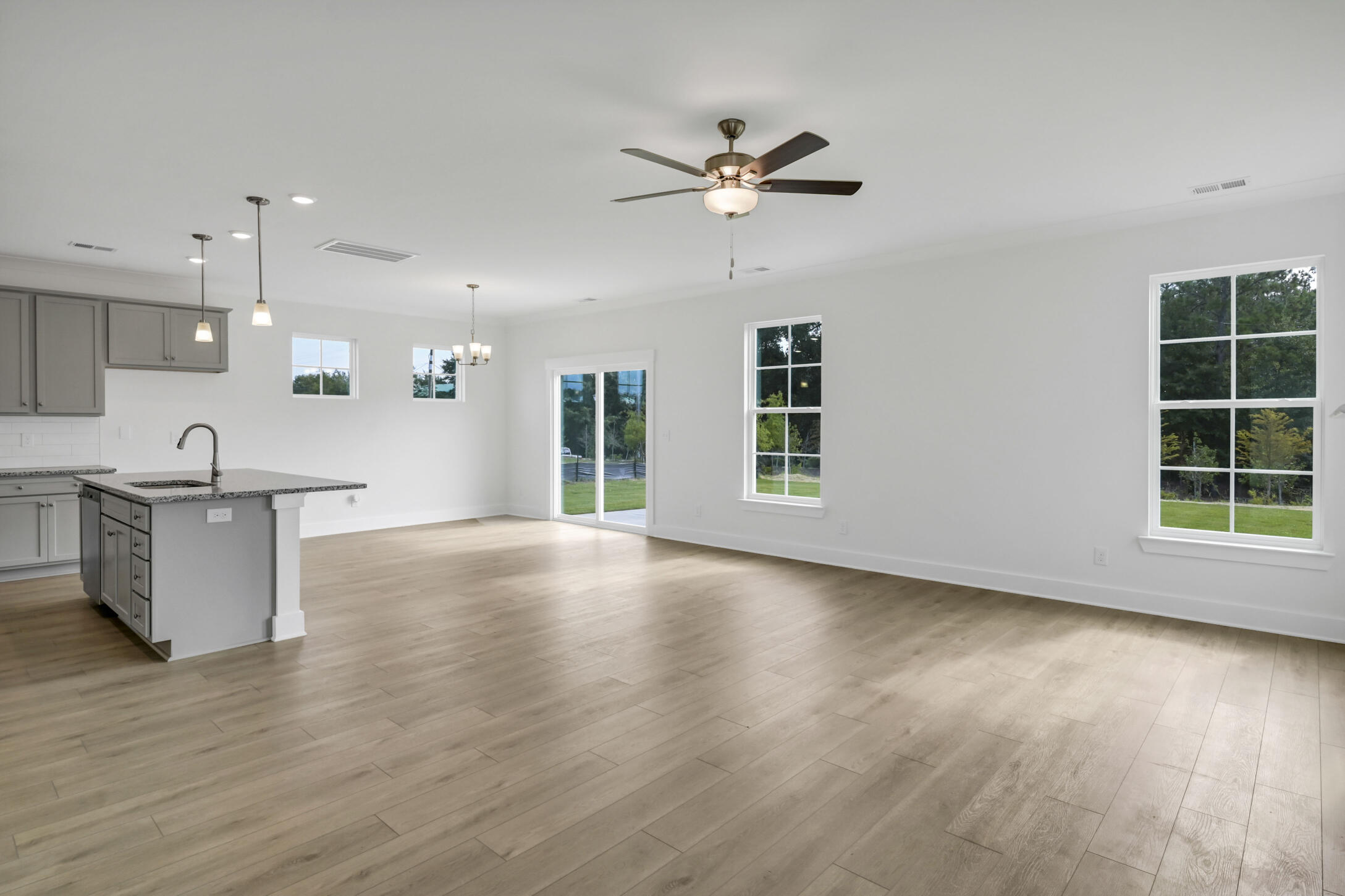 7206 Ellerbe D | Ferry Grove | Front Load | Lexington, SC 2