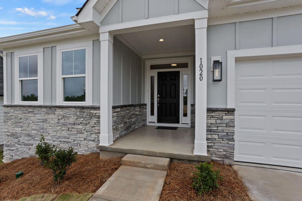 7144 Avery L | Claiborne | Front Load | Landrum, SC 87