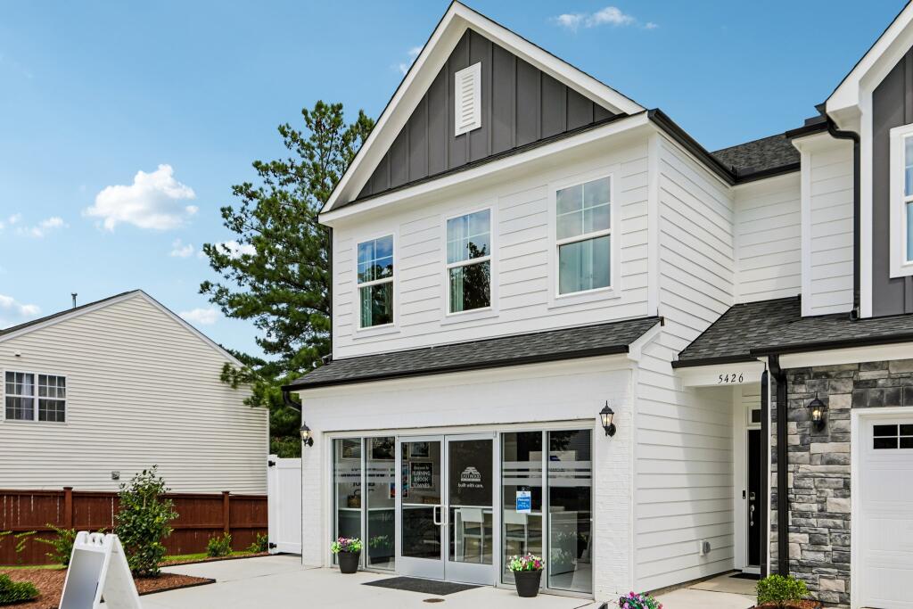 8019 Southampton C | Model Home at Running Brook Townes | Front Load Slab 071