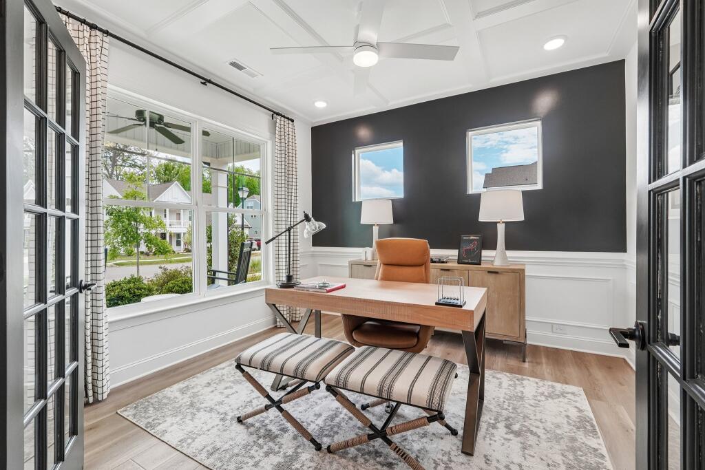 Contemporary Home Office