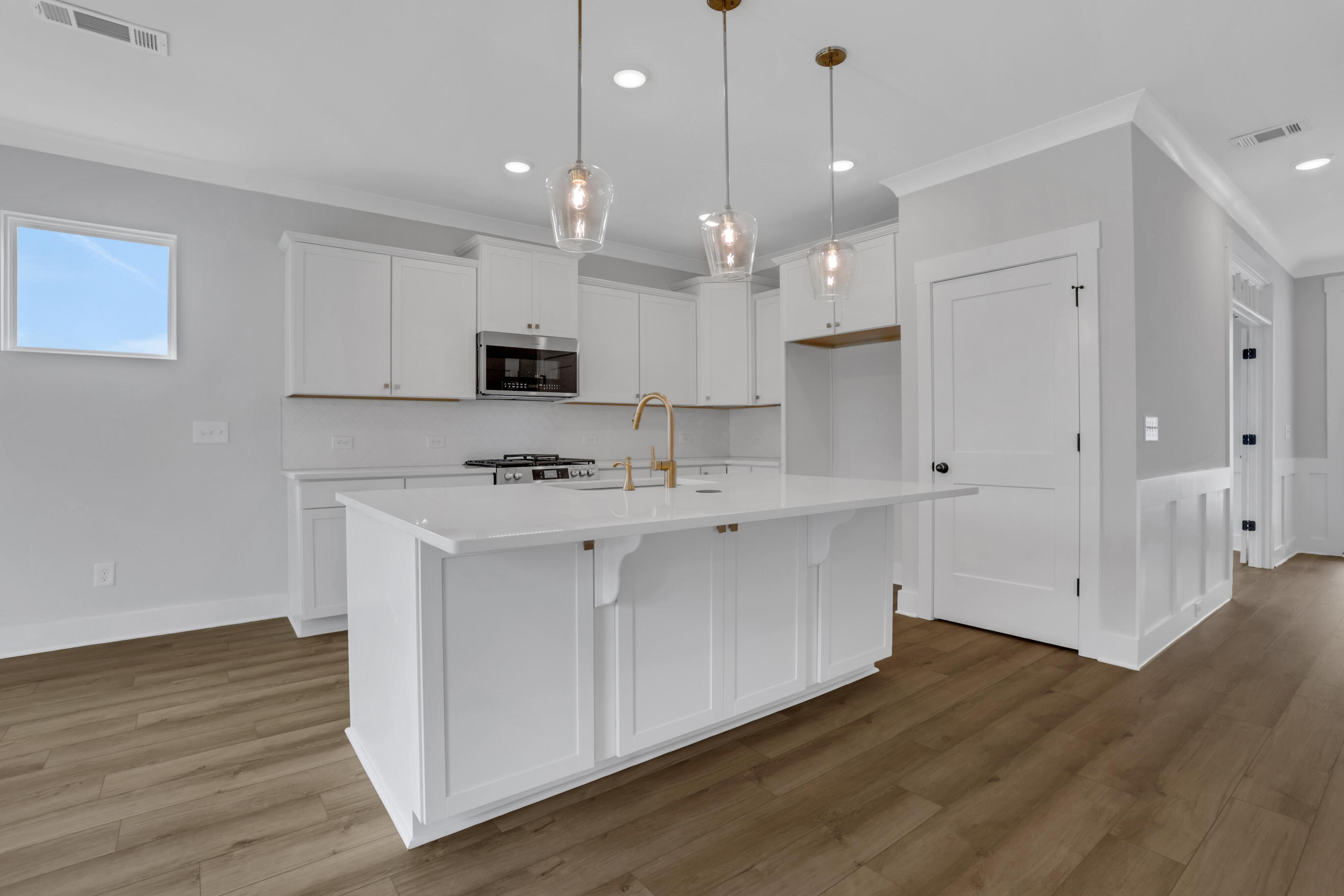 Bright and Airy Kitchen