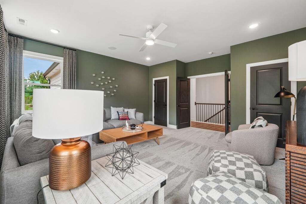 Expansive Loft Zone