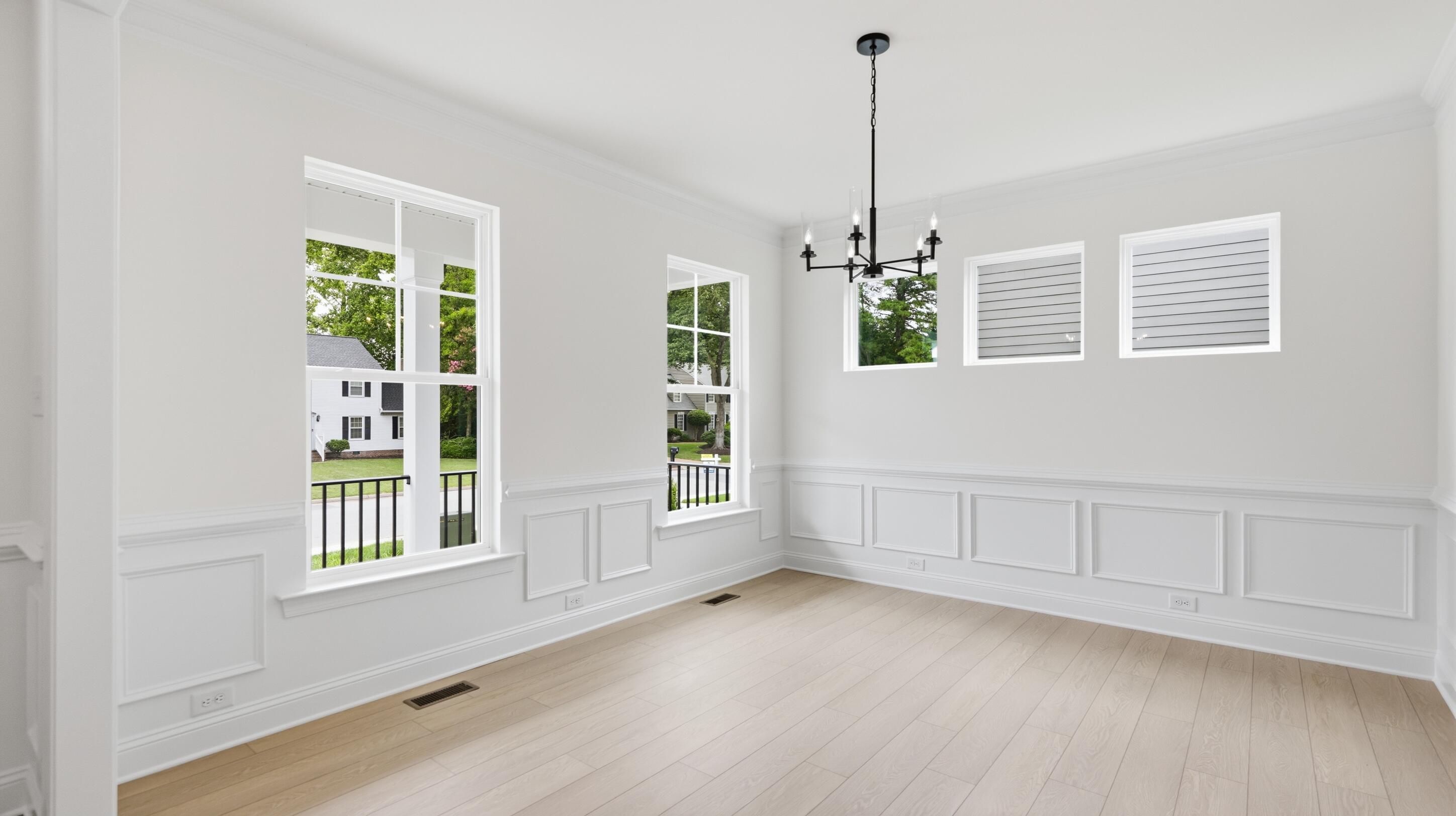 7049 Sycamore B | Valmoore Manor | Front Load Crawl | Poquoson, VA 011