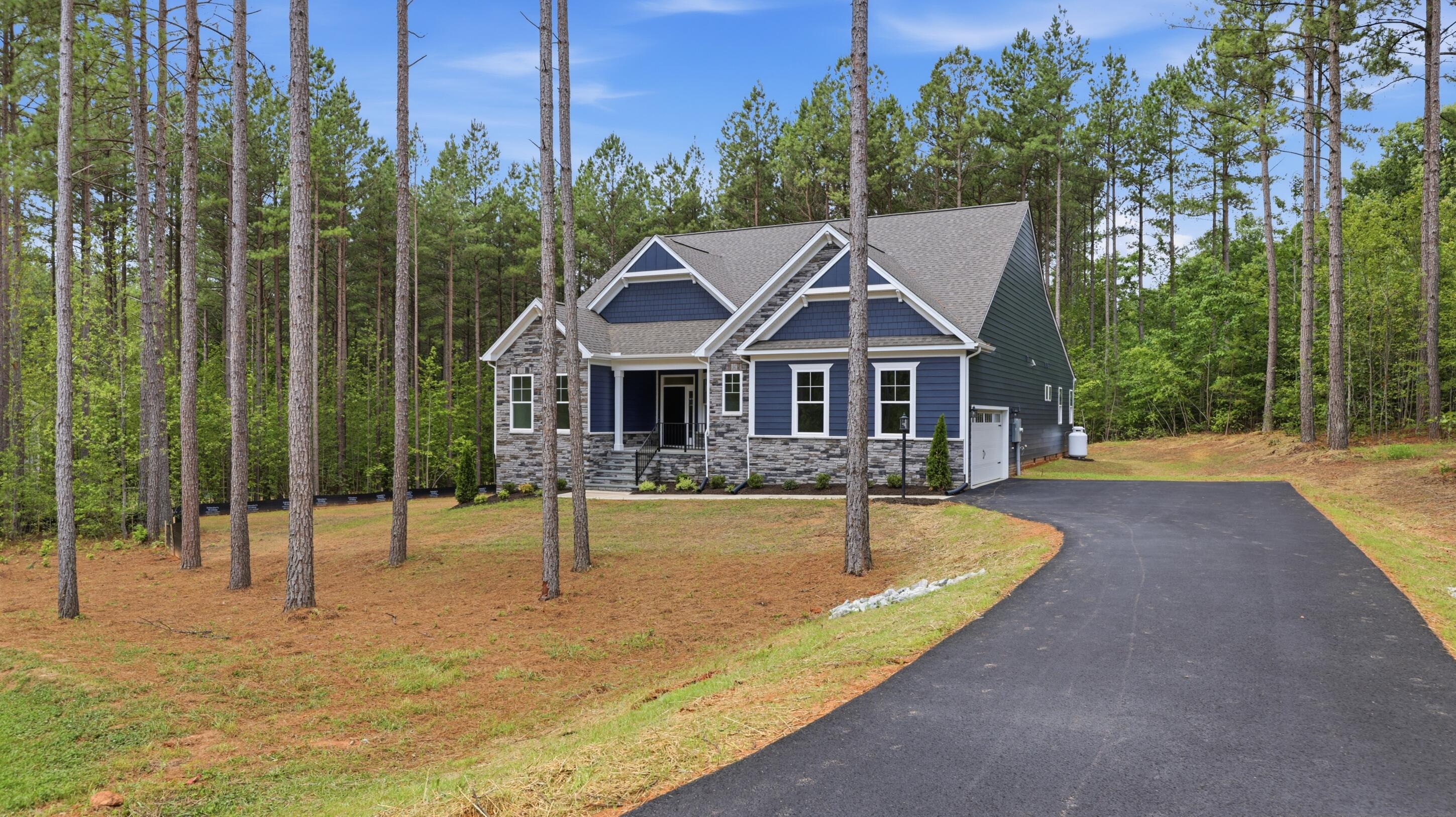 7634 Edgefield D | Model Home at Oliver's Trail | Side Load | Gum Spring, VA