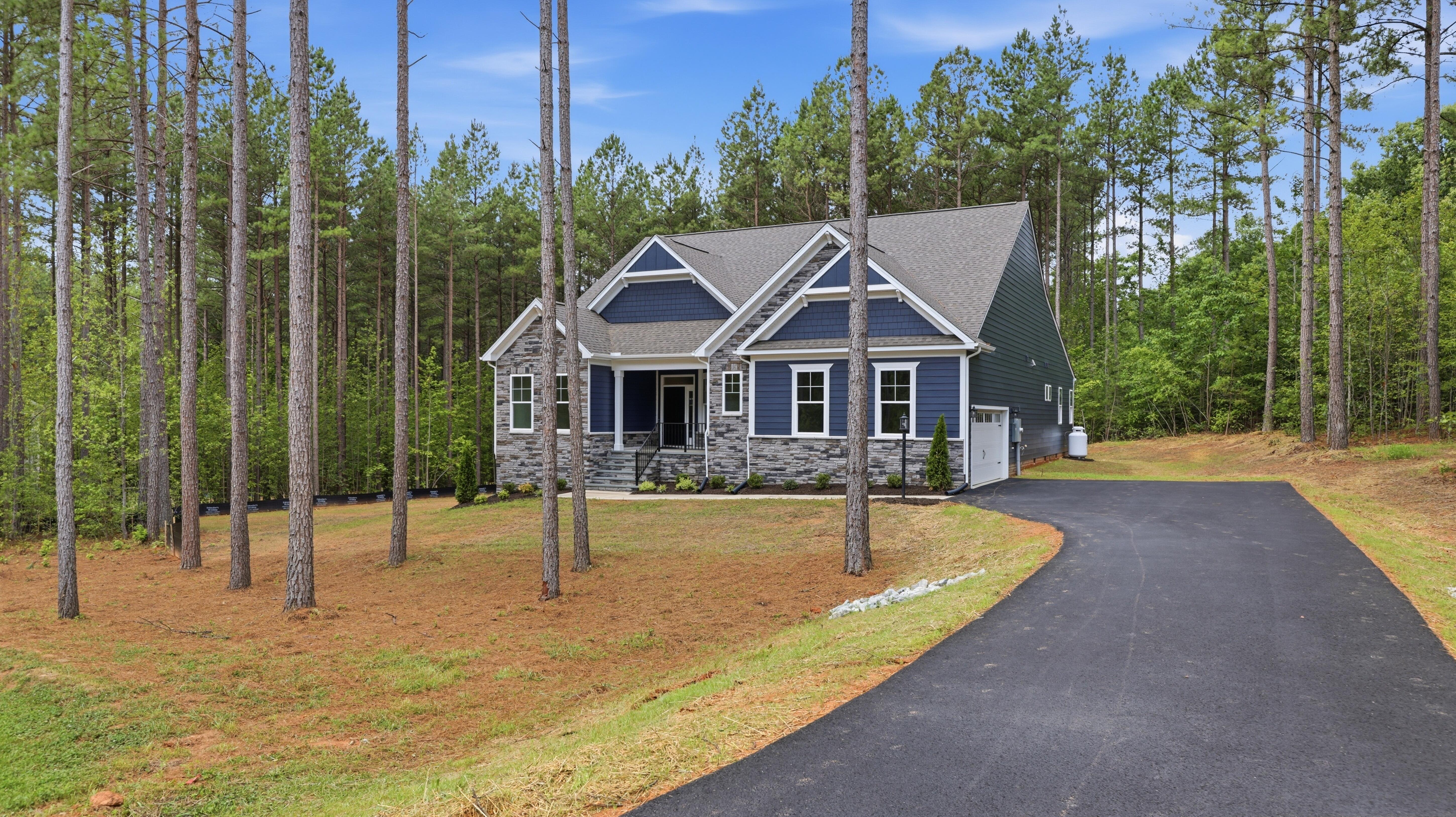 7634 Edgefield D | Model Home at Oliver's Trail | Side Load | Gum Spring, VA