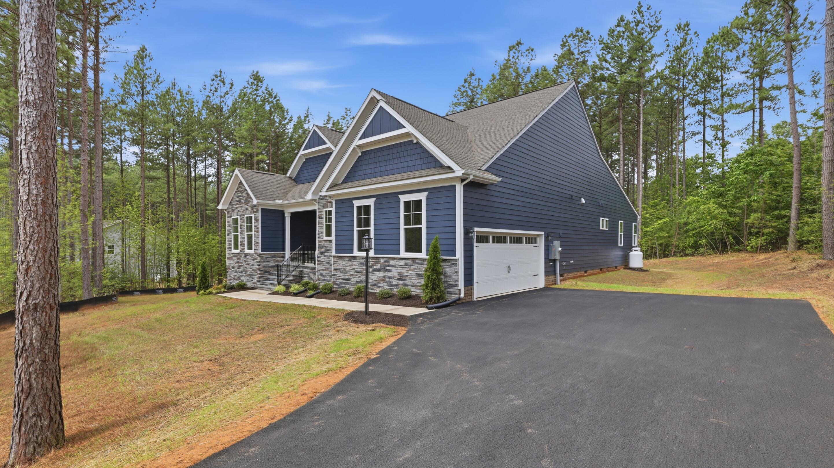 7634 Edgefield D | Model Home at Oliver's Trail | Side Load | Gum Spring, VA