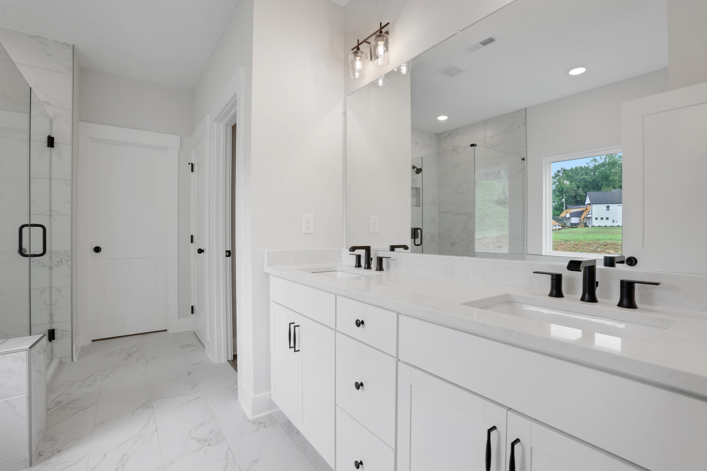 Bathroom vanity