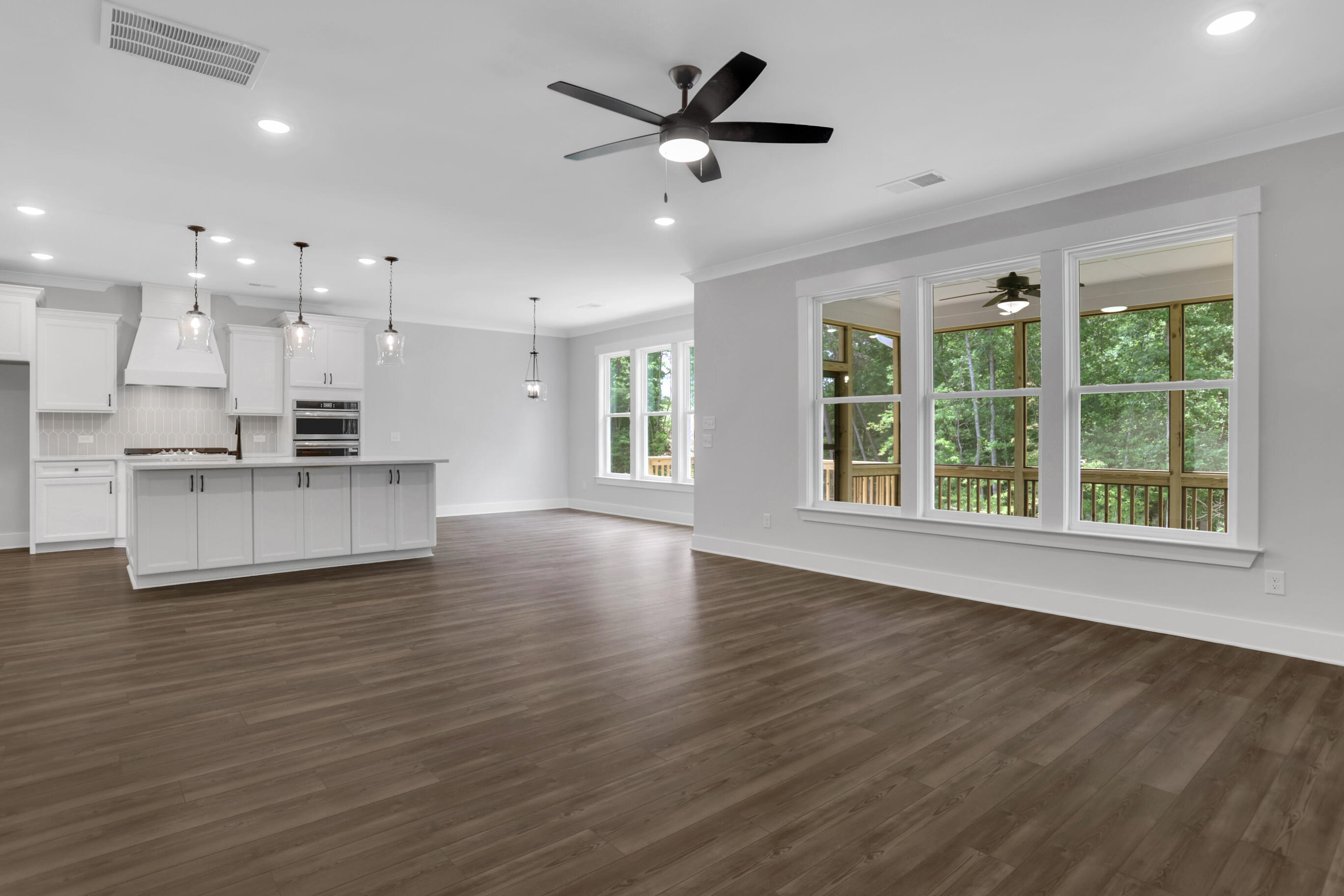 Open-Flow Interior Space