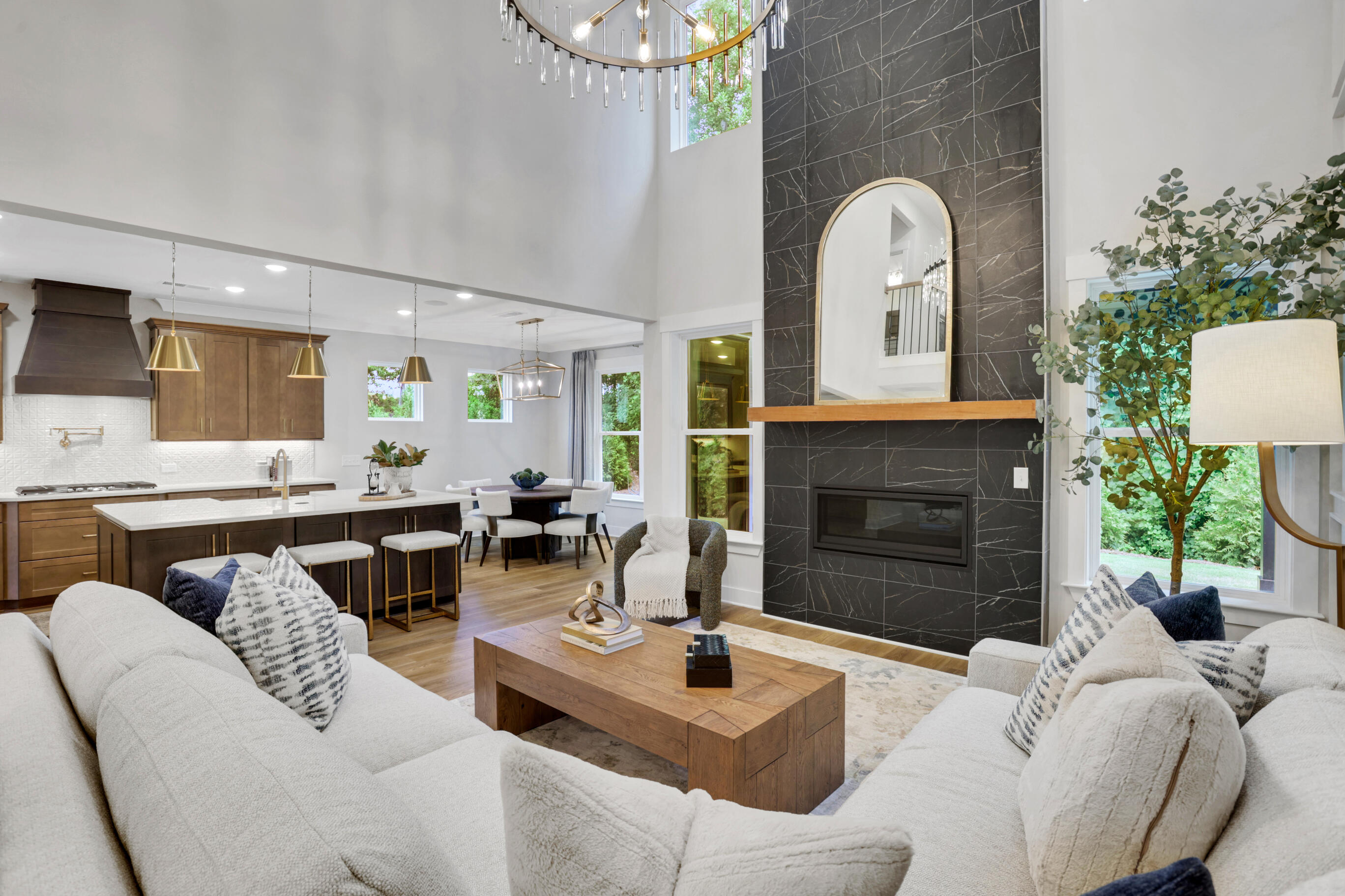 Airy Living and Dining Area