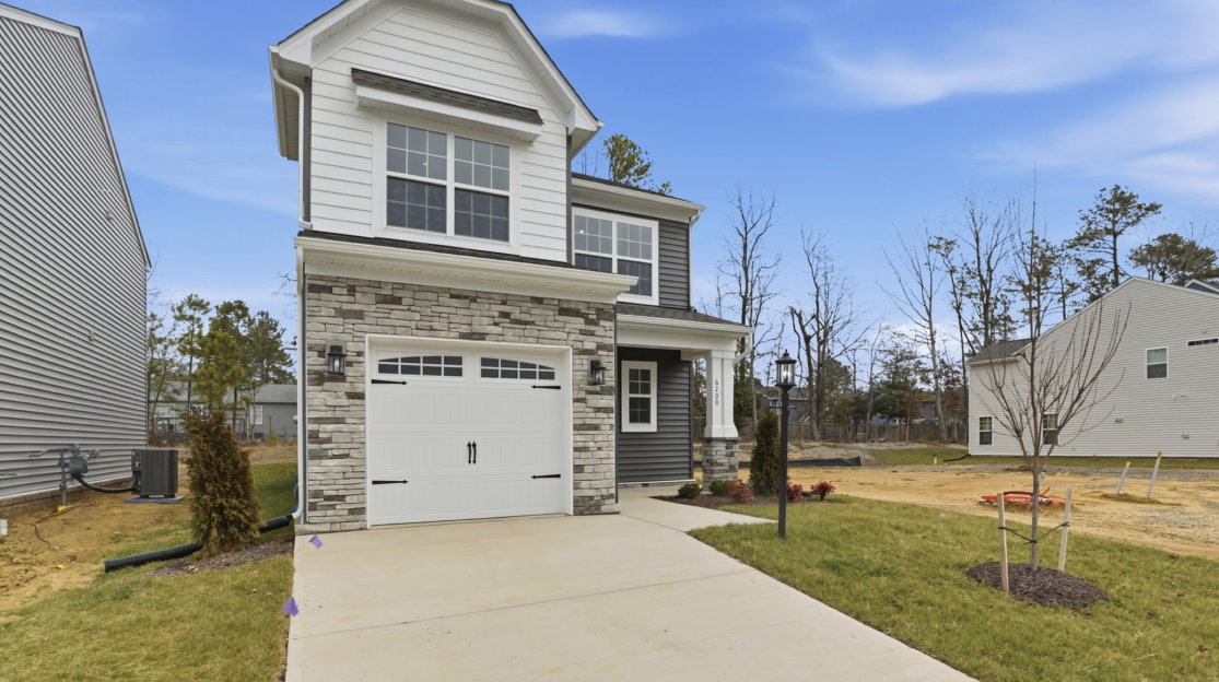 7054 Whitlock E | Watermark | One-Car Garage | Front Load Slab | Spec