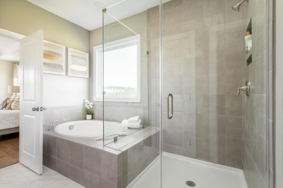Clean and Modern Bathroom