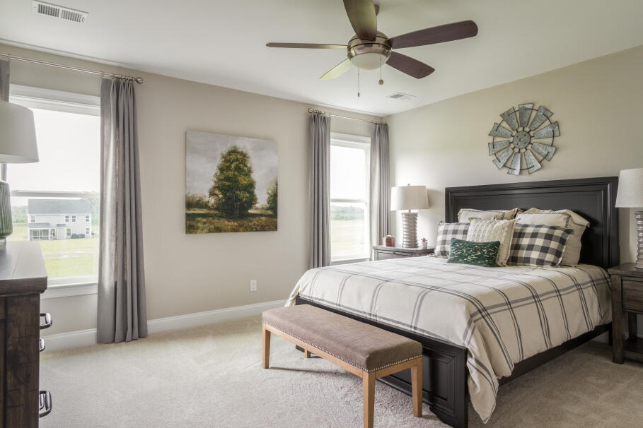 Relaxing Private Quarters