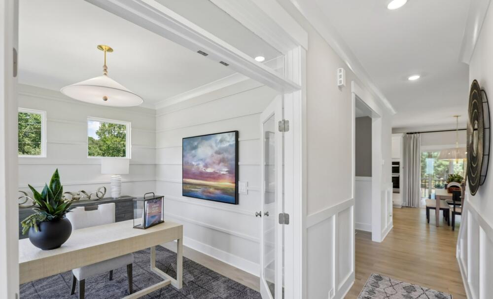 Bright and Inviting Foyer