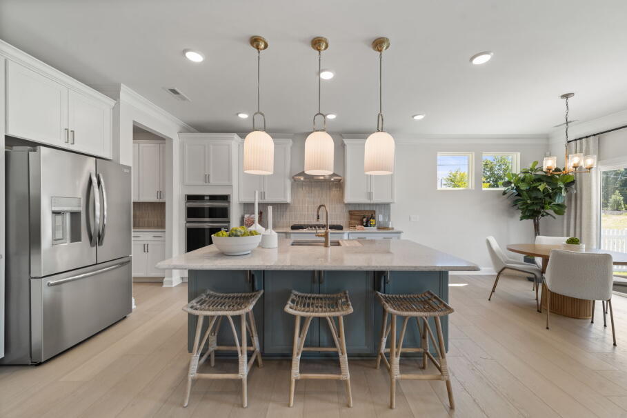 Bright and Airy Kitchen