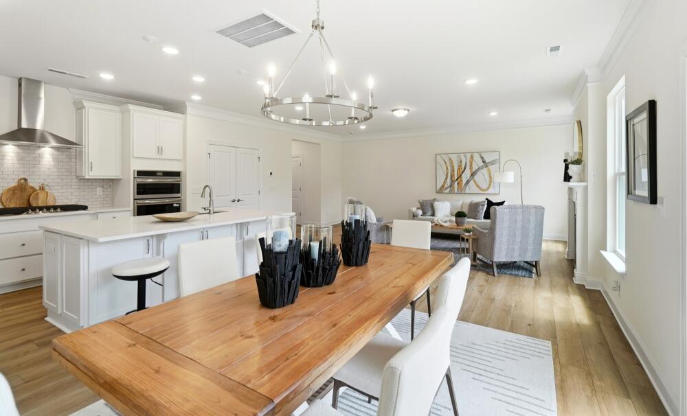 Open-Flow Dining Area