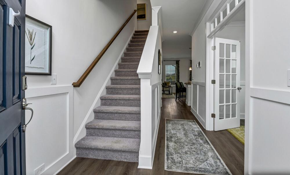 Bright and Inviting Foyer