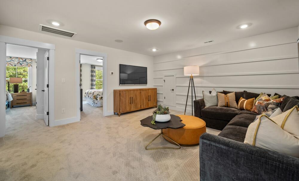 Expansive Loft Zone
