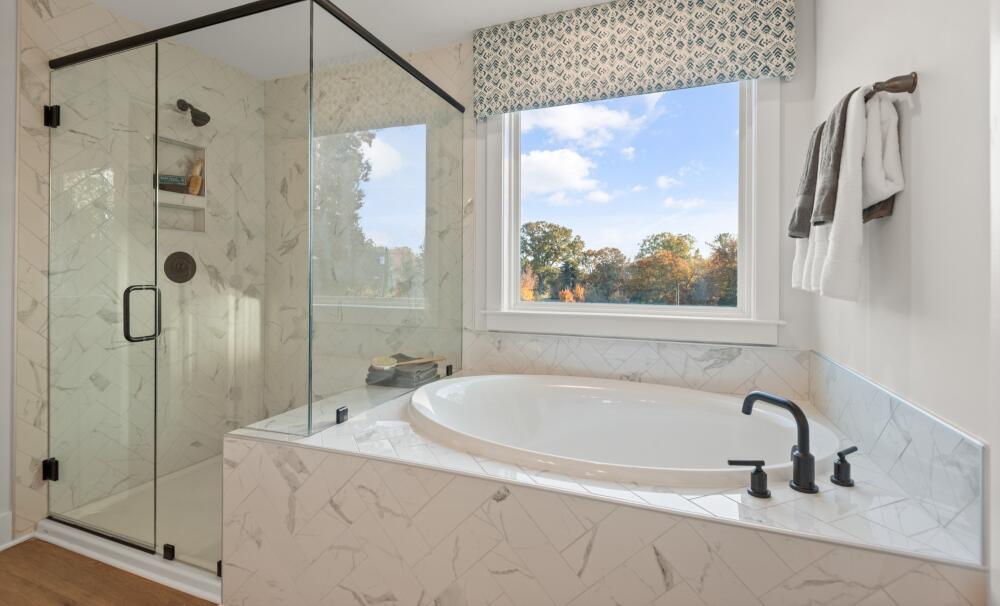 Bright and Refreshing Bathroom
