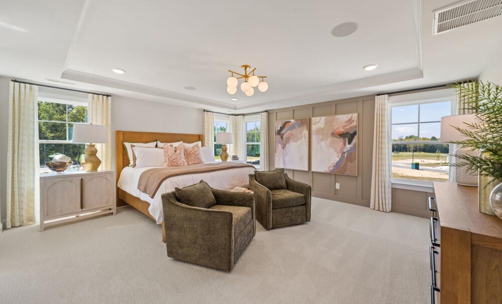 Luxurious Primary Suite