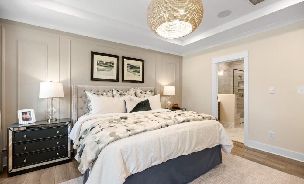 Luxurious Primary Suite
