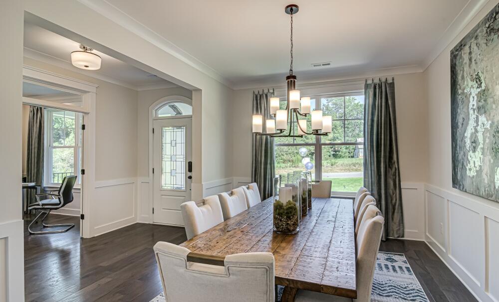 Elegant Formal Dining Areas