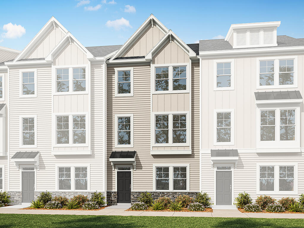 8070 Turner D | Front Elevation