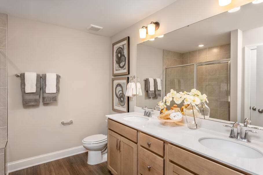 Elegant Bathroom Retreat