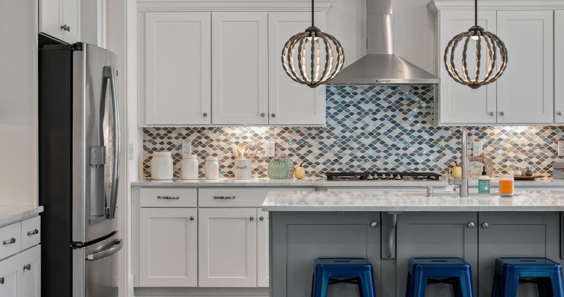 Colorful kitchen backsplash