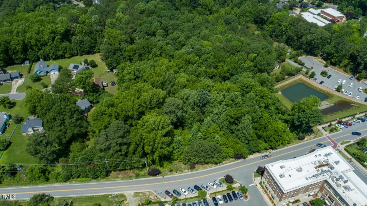 220 Avent Ferry Road, Holly Springs, NC