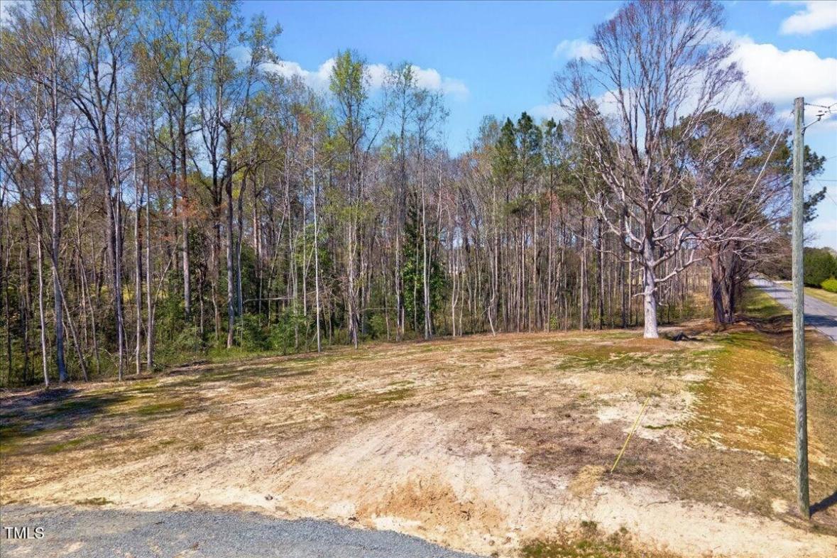 296 Lakewood Road, Four Oaks, NC