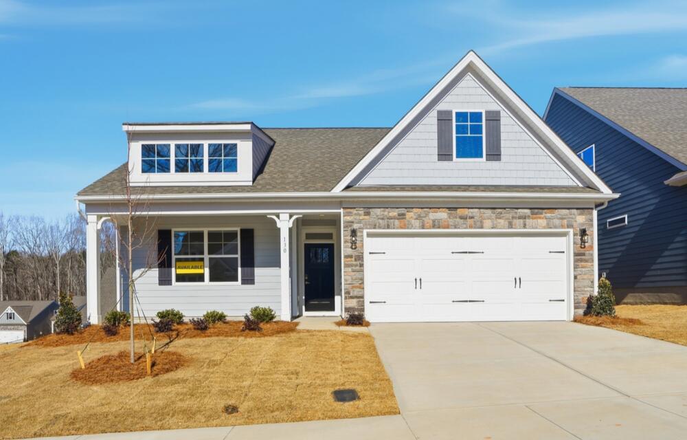 The Stanley 052 front exterior at the Villas at Prestwick