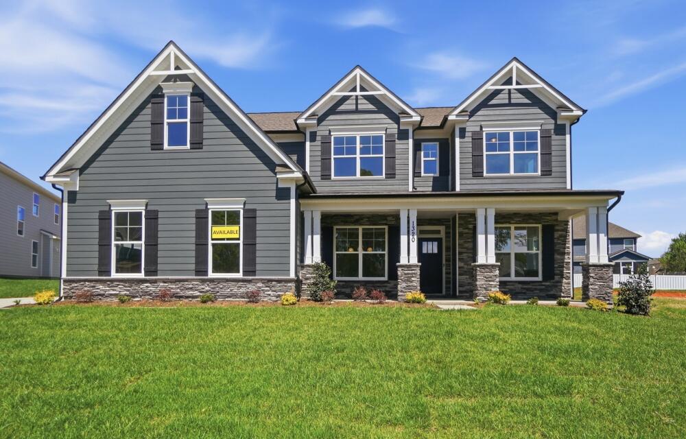 The Charleston 417 front exterior at the Robinson Oaks