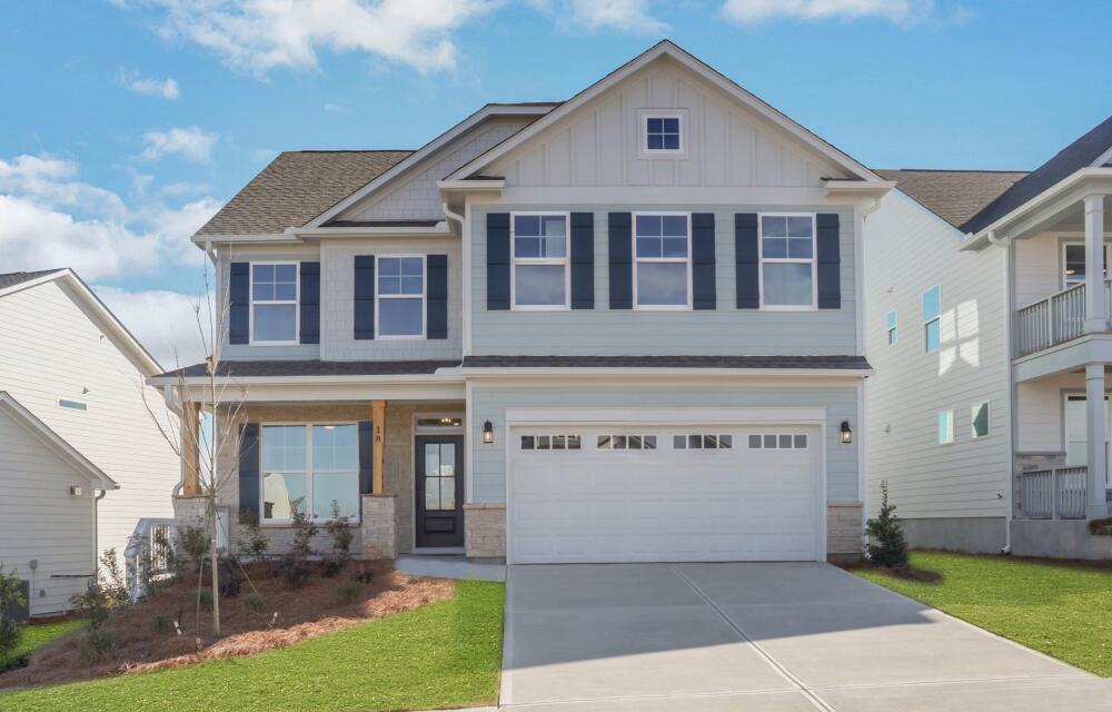 The Drexel 900 front exterior at the Twin Lakes